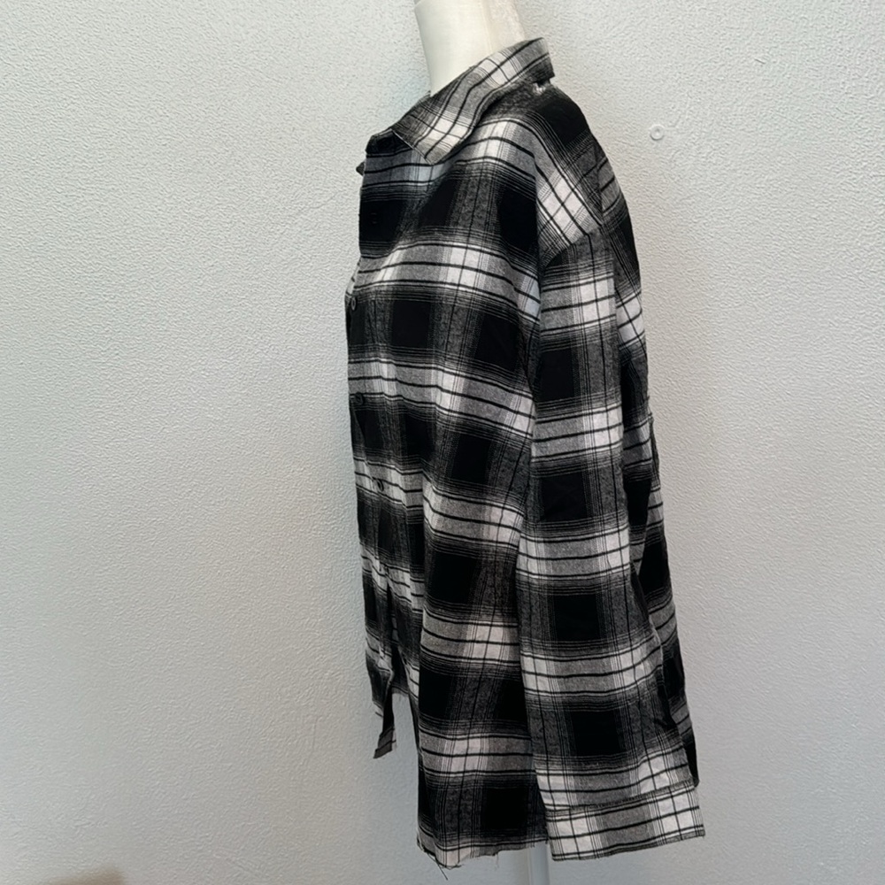 Philadelphia eagles plaid, button-down shirt - Picture 3 of 4